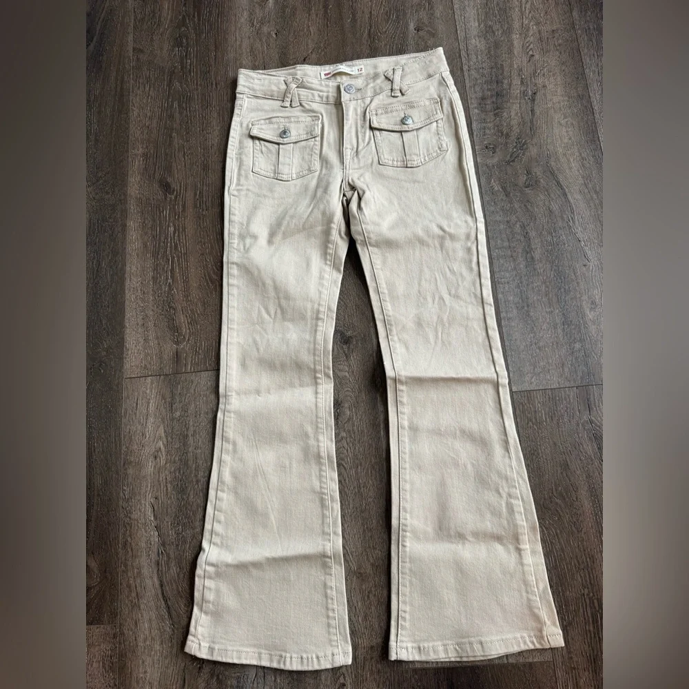 Levi's Regular Rise Flare Jeans, girls size 12, khaki